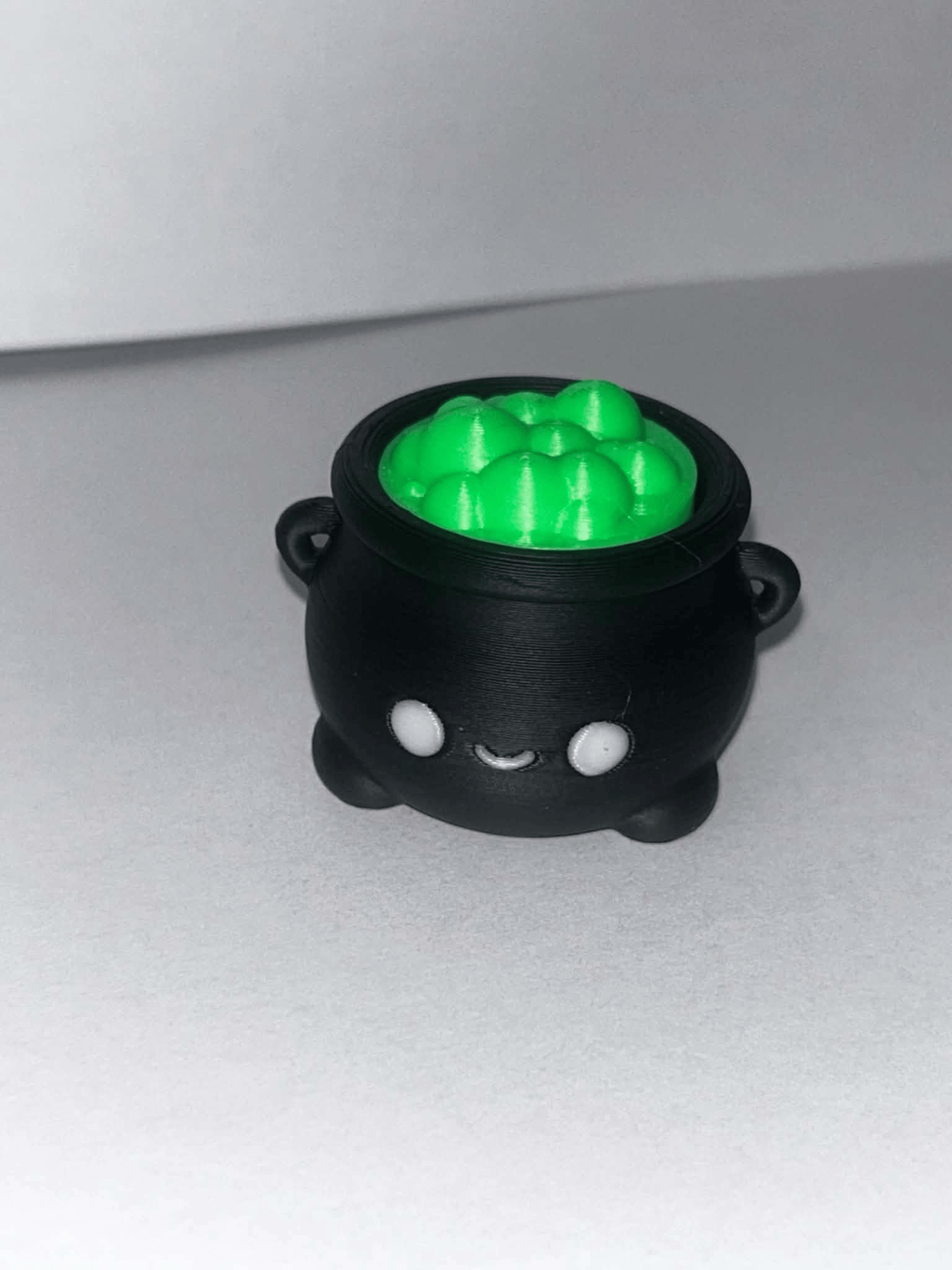 🖤 Spooky Cauldron Clicker